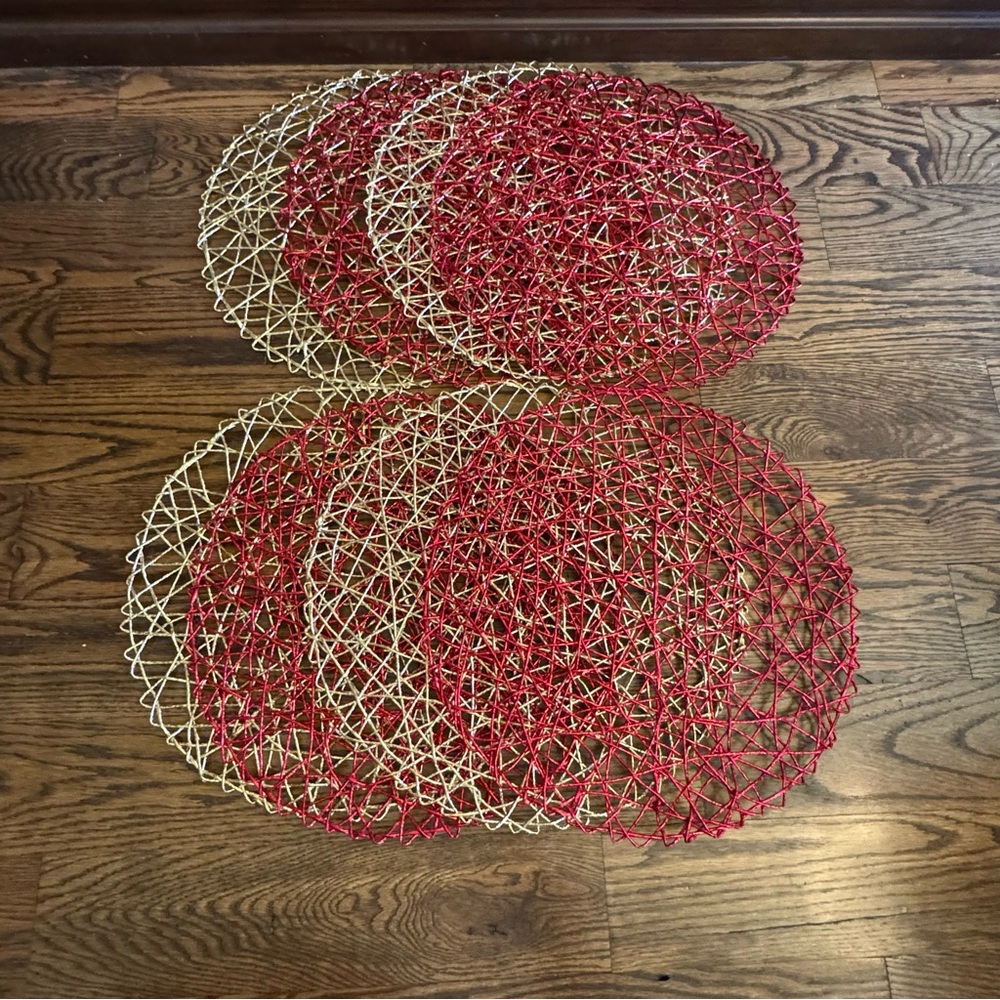 Red and Gold Metallic Woven Placemats Set of 8 Intricate Wire Nest Charger 15”